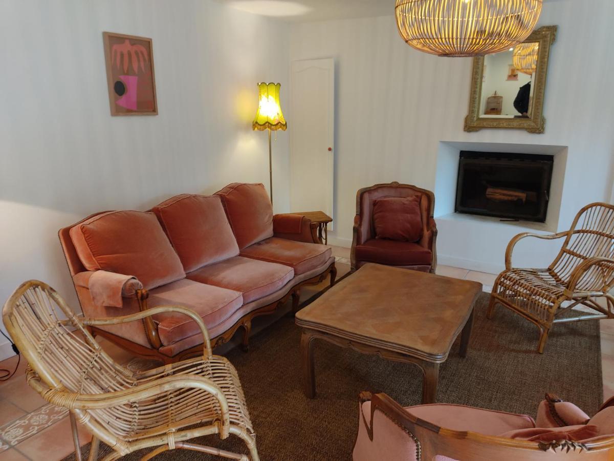 Ferienhaus Maison, Calme Avec Cheminee. Botmeur