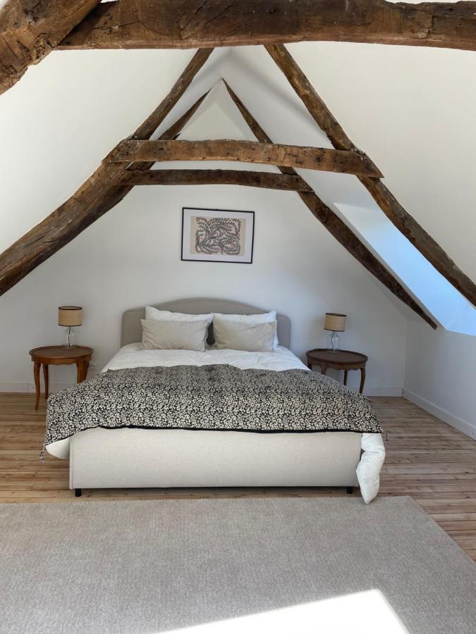 Maison, Calme Avec Cheminee. * Botmeur