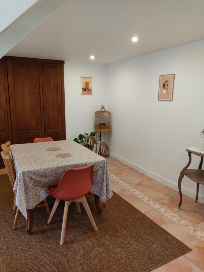 Maison, Calme Avec Cheminee. Ferienhaus